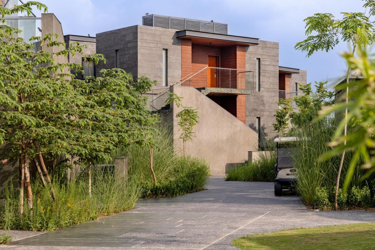 Hotel Mysa Zinc Journey By The Fern, Nani Devati Sānand Exterior foto